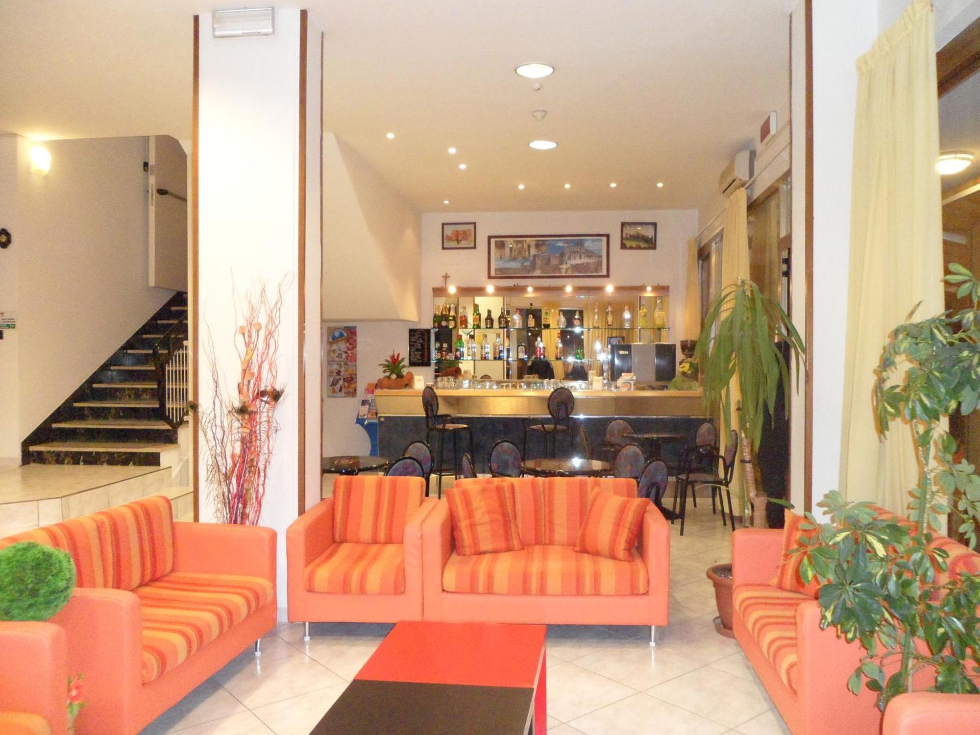 Hotel Galileo Rimini Bagian luar foto